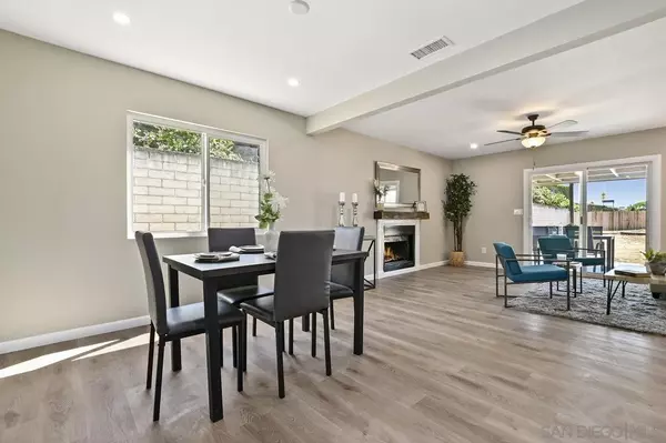 Santee, CA 92071,8704 Rhodes Ct
