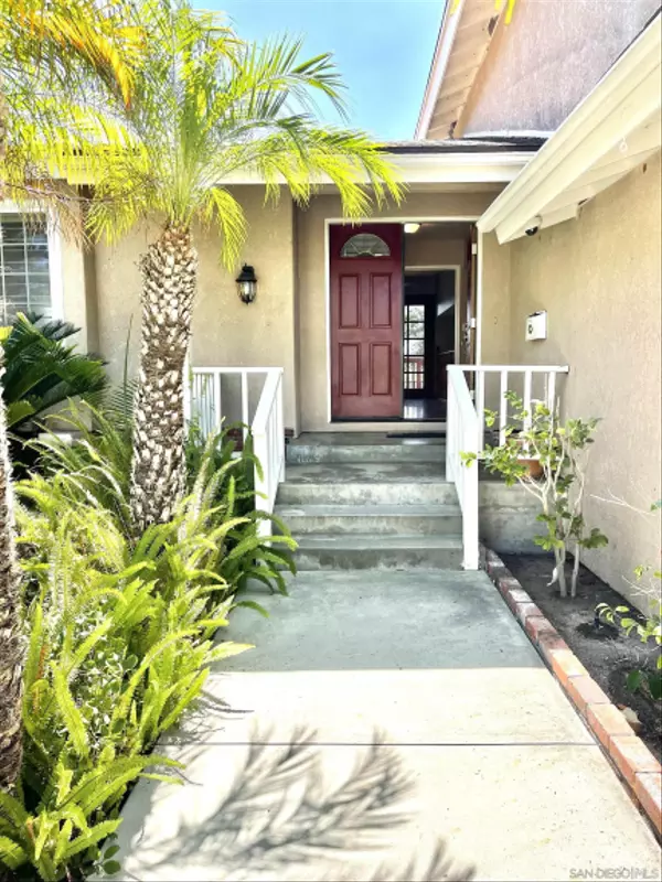 La Mesa, CA 91942,7537 El Paso St