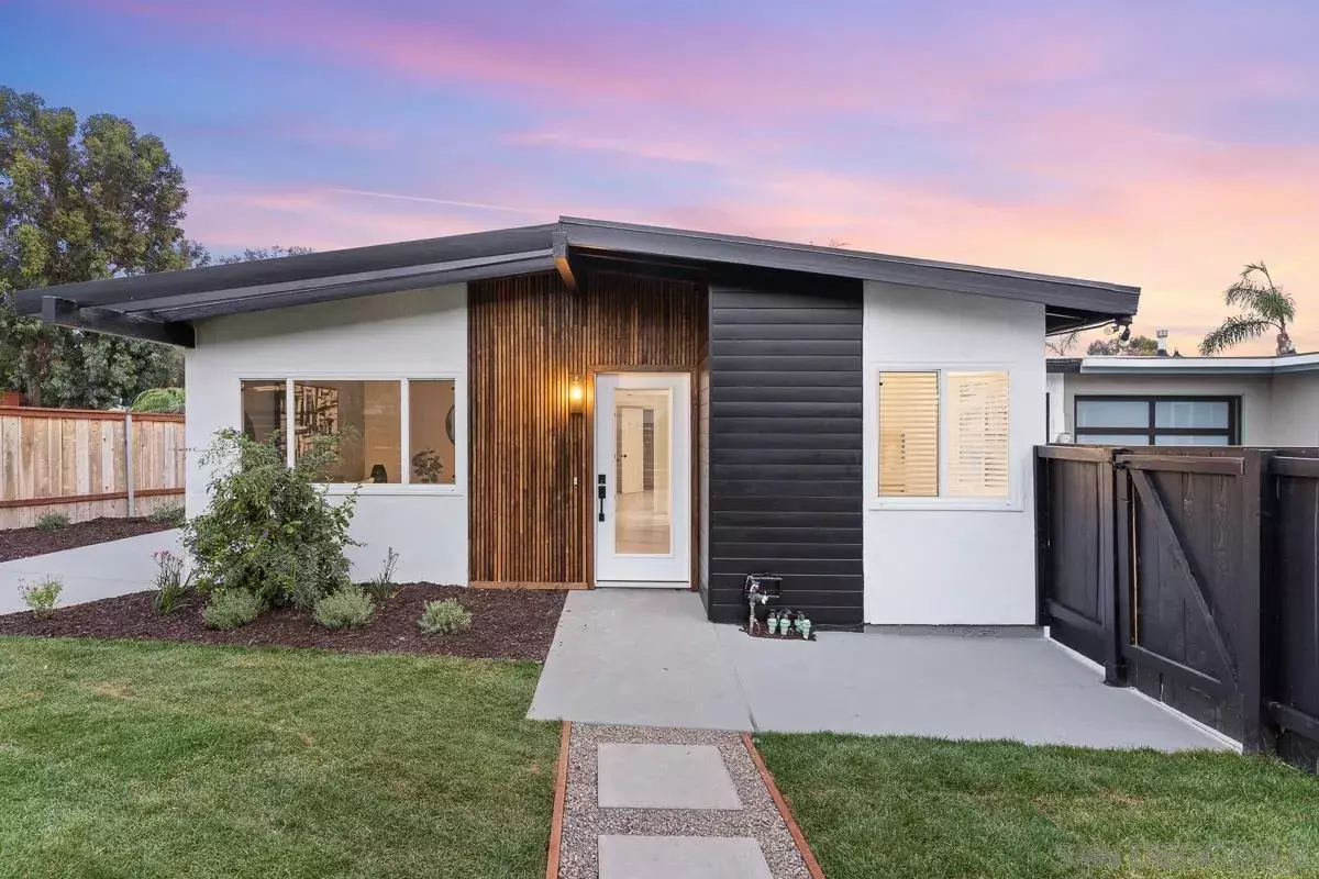 Encinitas, CA 92024,725 Teaberry St