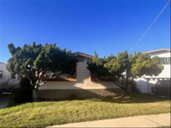 La Mesa, CA 91942,5990 Bertro Dr