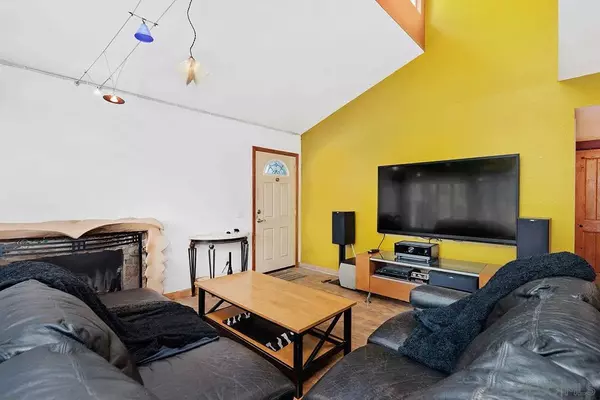 Encinitas, CA 92024,2014 Shadytree Ln