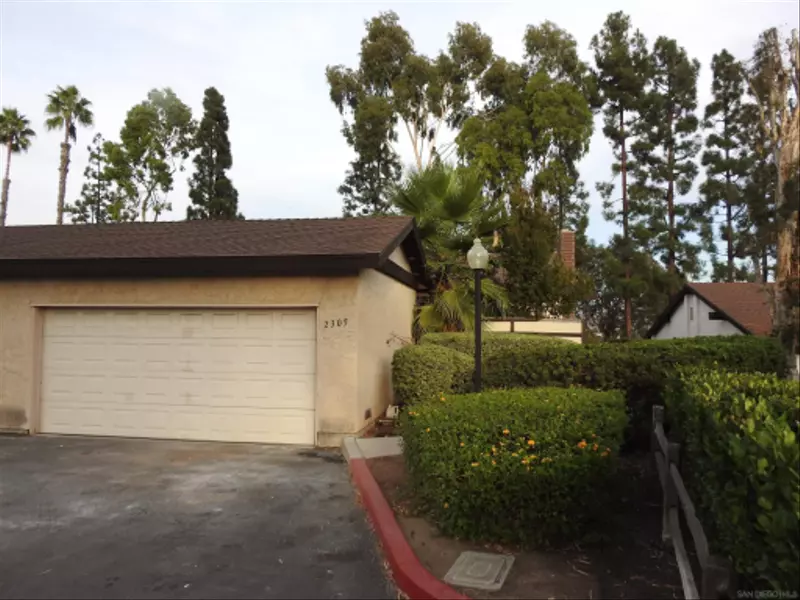 2305 Nueces Ln, Spring Valley, CA 91977
