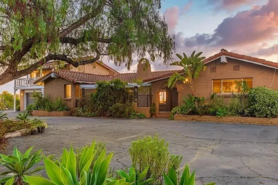 6778 W Lilac Rd, Bonsall, CA 92003