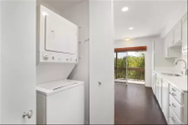 Rancho Bernardo, CA 92128,17179 Bernardo Center Drive