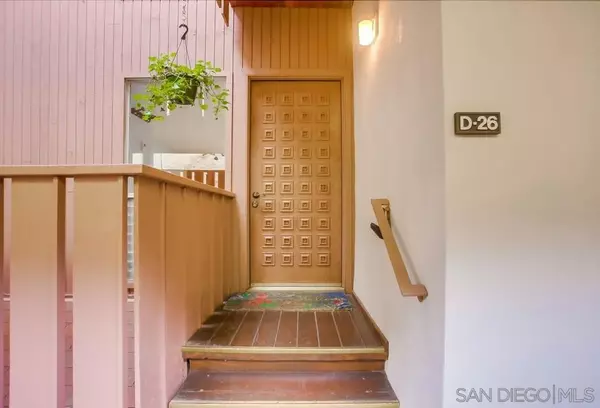 La Jolla, CA 92037,2610 Torrey Pines Rd #D-26