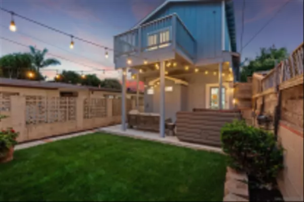 San Diego, CA 92107,5029 Voltaire St