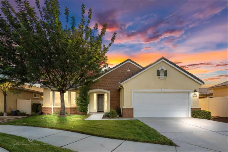 6411 Oslo Pl, Bakersfield, CA 93306