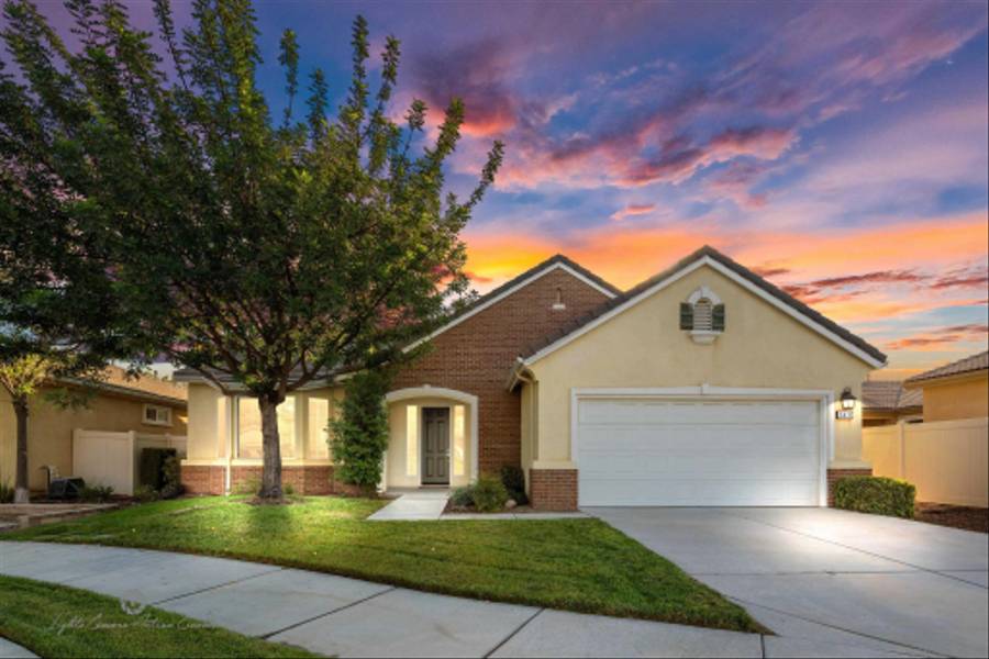 6411 Oslo Pl, Bakersfield, CA 93306