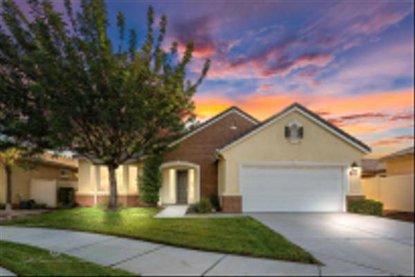 6411 Oslo Pl, Bakersfield, CA 93306
