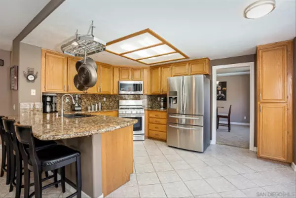 Lakeside, CA 92040,11210 Big Cone Dr