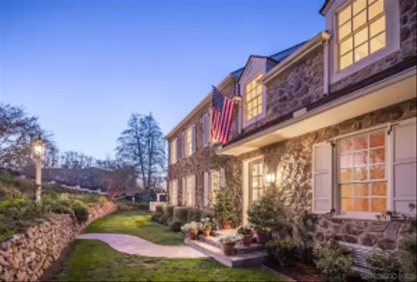 Rancho Santa Fe, CA 92067,6502 Via Vista Canada