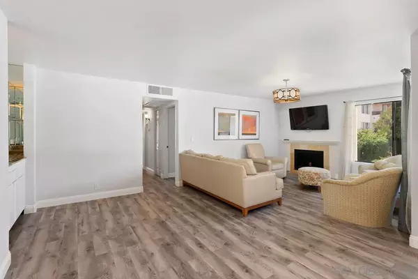 San Diego, CA 92108,6767 Friars Rd #148