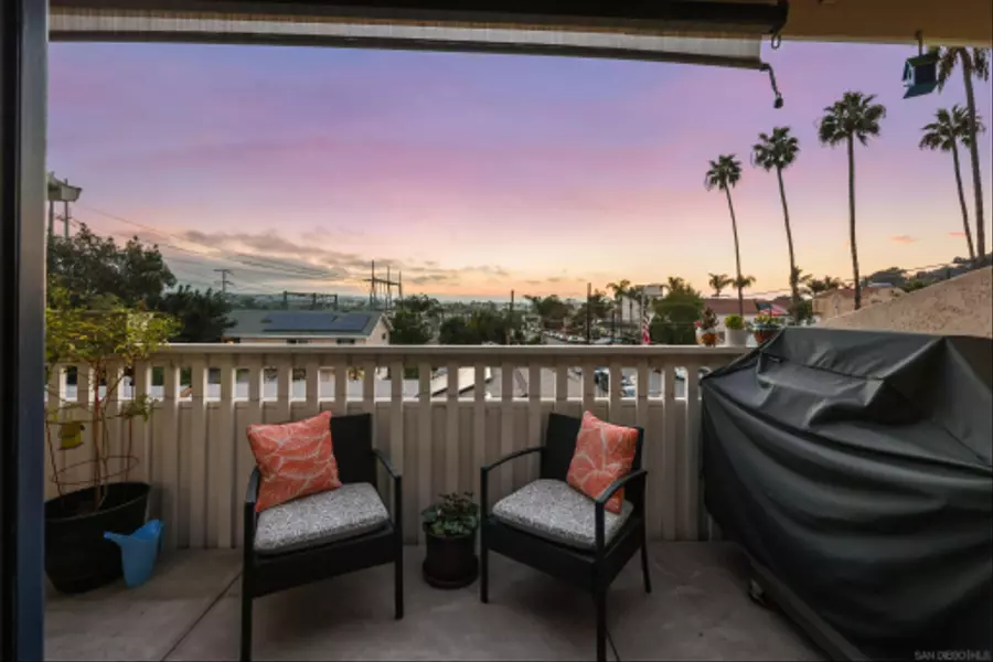 5653 Riley #102, San Diego, CA 92110