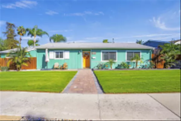 5845 Derk Dr, La Mesa, CA 91942