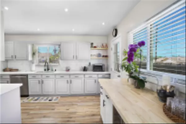 La Mesa, CA 91942,5845 Derk Dr