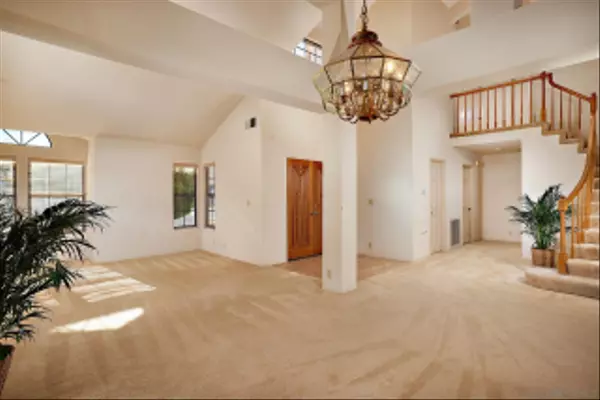 Vista, CA 92081,2040 Sonora Ct