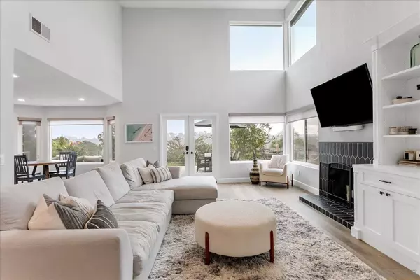 Encinitas, CA 92024,1827 Bel Air Ter