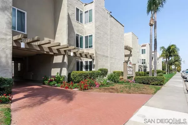 13754 Mango Dr #312, Del Mar, CA 92014