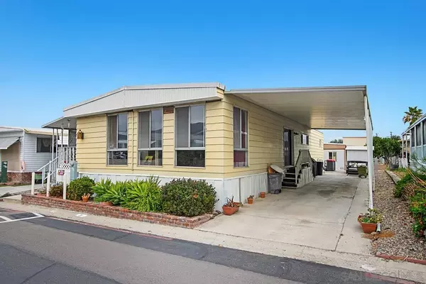 Santee, CA 92071,8701 Mesa Rd. #31