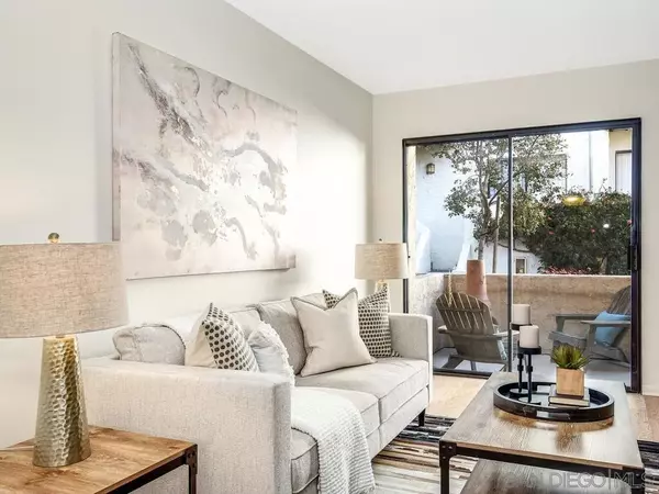 San Diego, CA 92111,1222 River Glen Row #63