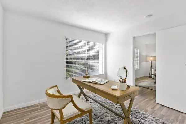 Encinitas, CA 92024,1668 Forestdale