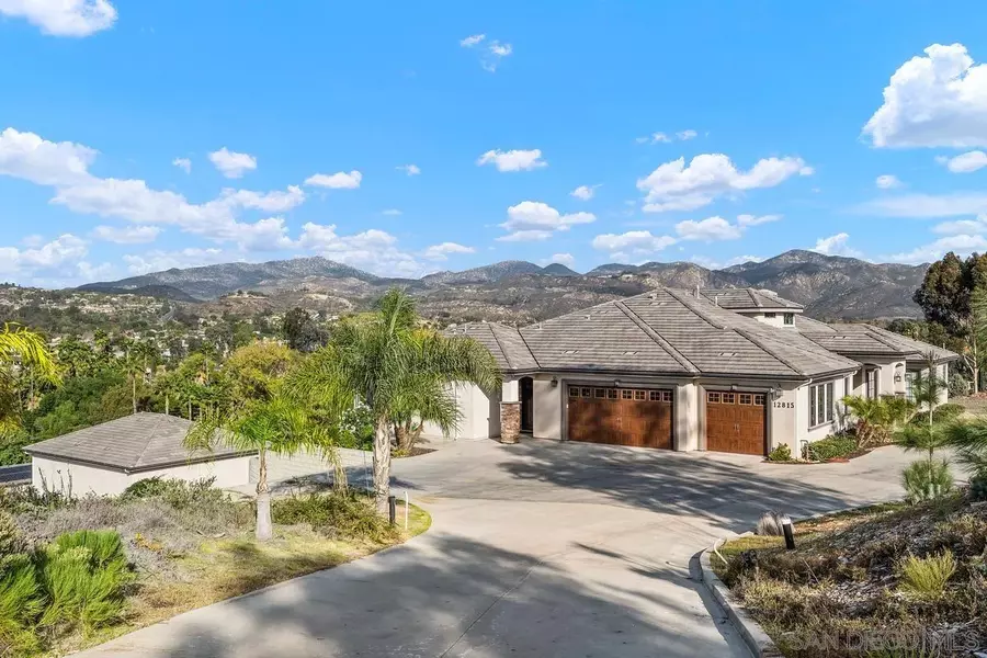 12815 Gate Dr., Poway, CA 92064
