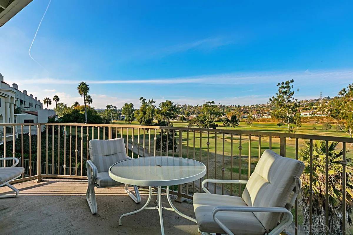 2530 Navarra Dr #B, Carlsbad, CA 92009