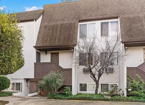 San Diego, CA 92108,8079 Caminito de Pizza #K