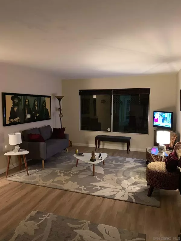 Encinitas, CA 92024,1824 Stonebrook Ln