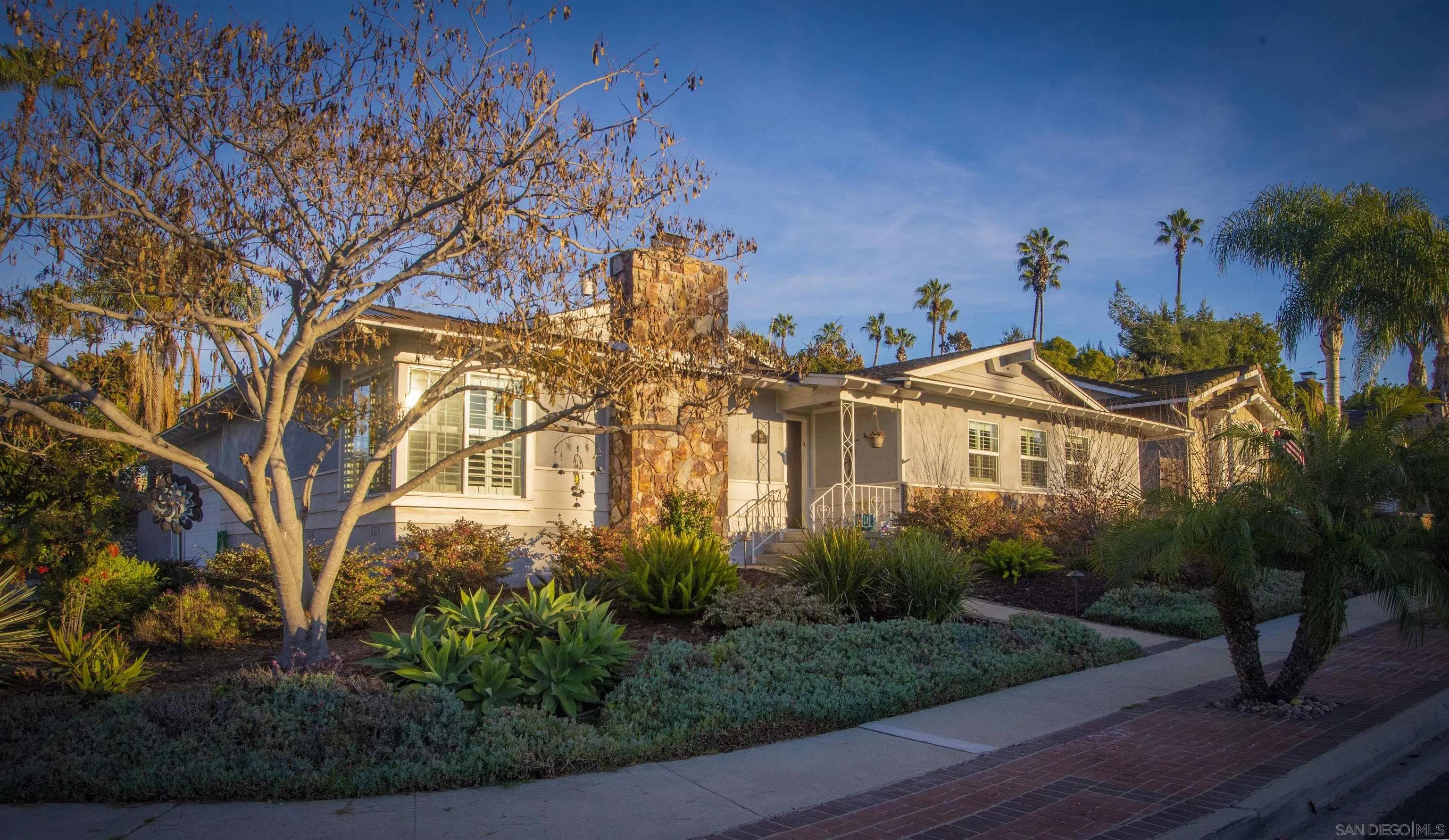 5645 Urban Dr, La Mesa, CA 91942