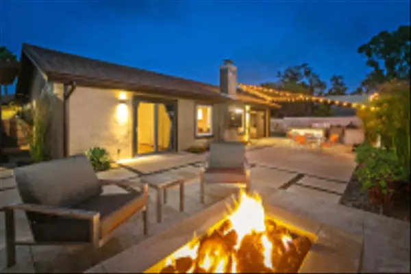 1137 Santa Madera Court, Solana Beach, CA 92075