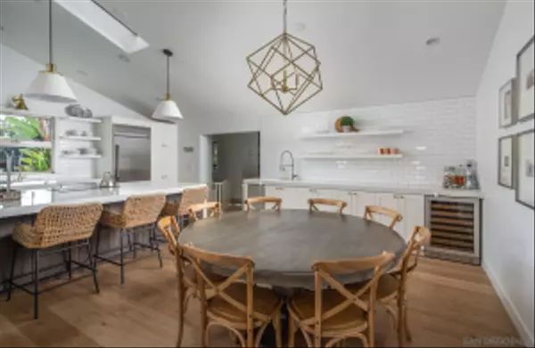 Encinitas, CA 92024,742 Arden Drive