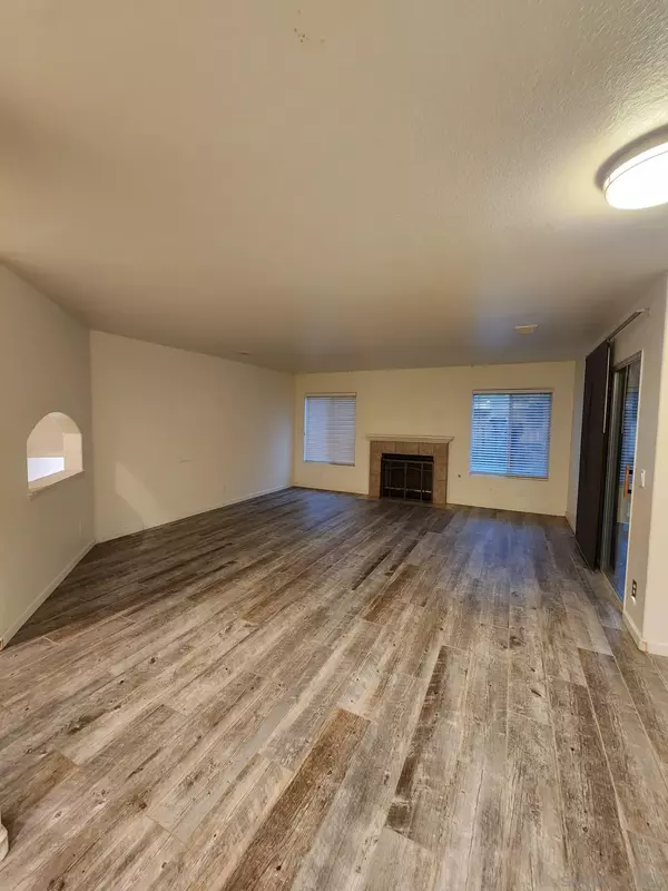 Escondido, CA 92026,1831 Centennial Way