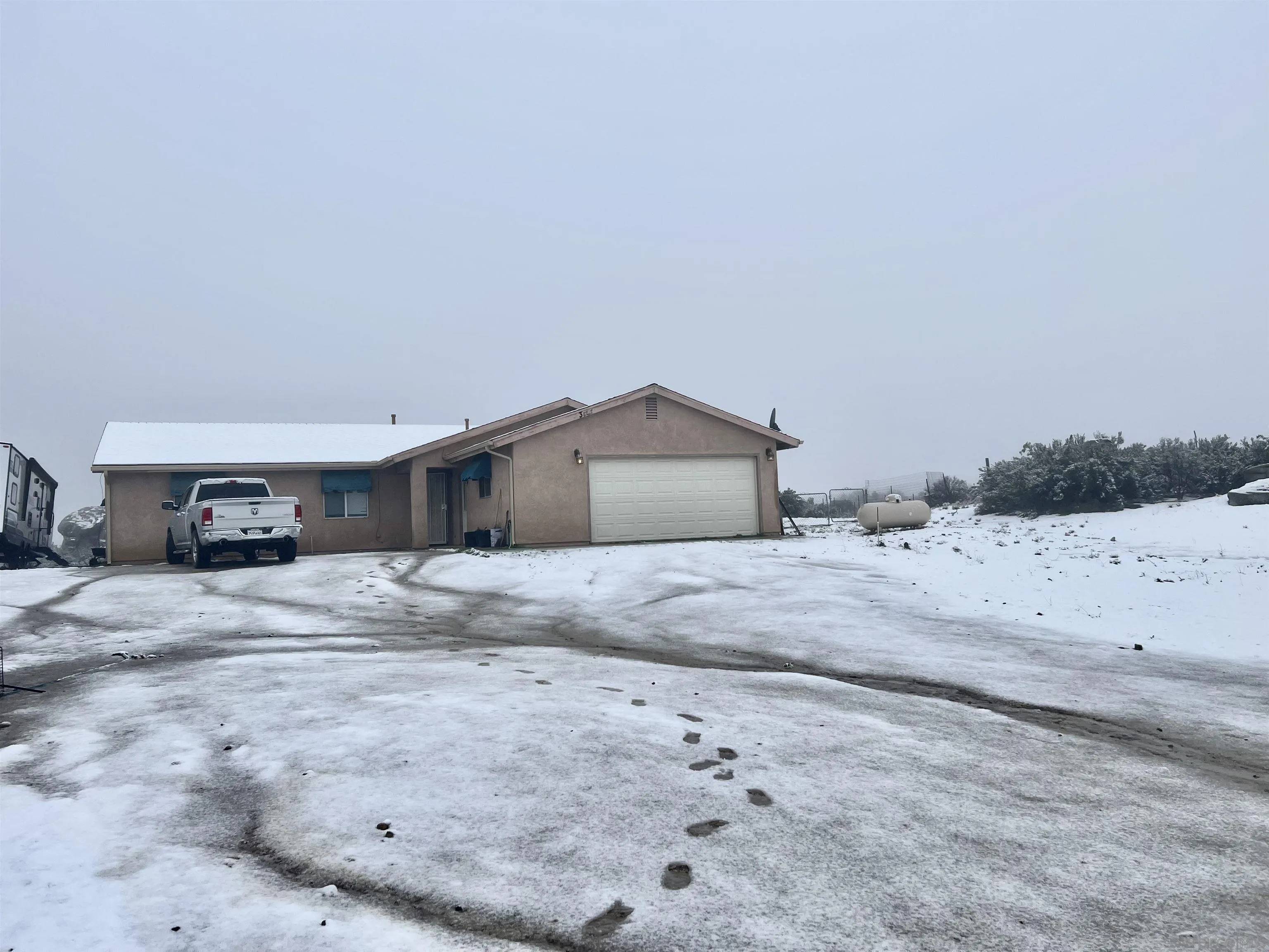 38747 Alta Vega Rd, Boulevard, CA 91905