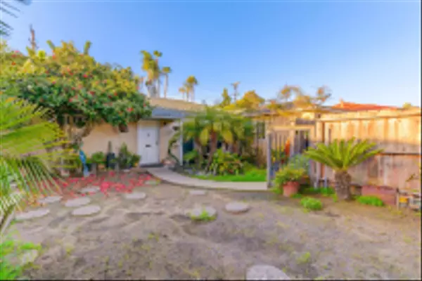 San Diego, CA 92107,1714 Catalina Blvd