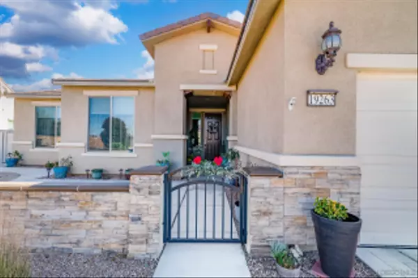 Apple Valley, CA 92308,19263 Castana St