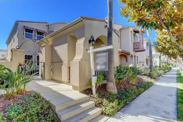2955 Farragut Rd, San Diego, CA 92106