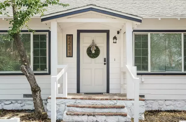 Alpine, CA 91901,2233-35 W Victoria Dr