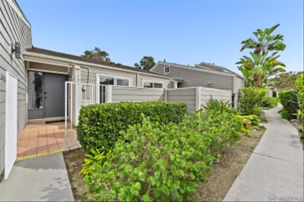 Encinitas, CA 92024,1735 ALDERSGATE RD