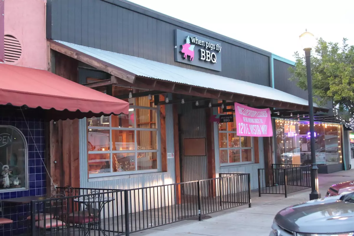 Vista, CA 92084,230 Main St