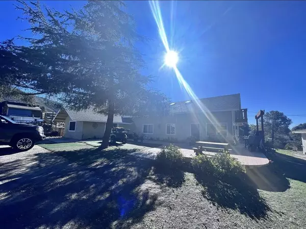 3049 Holly Rd, Alpine, CA 91901