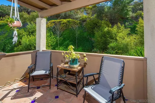 San Diego, CA 92115,4839 Collwood Blvd B #B