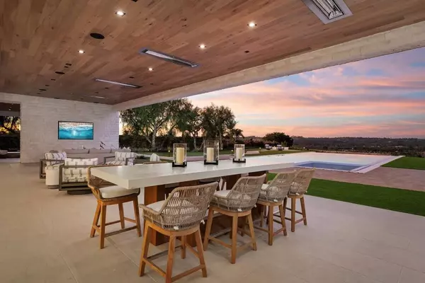 Rancho Santa Fe, CA 92067,5940 Ladys Secret Dr