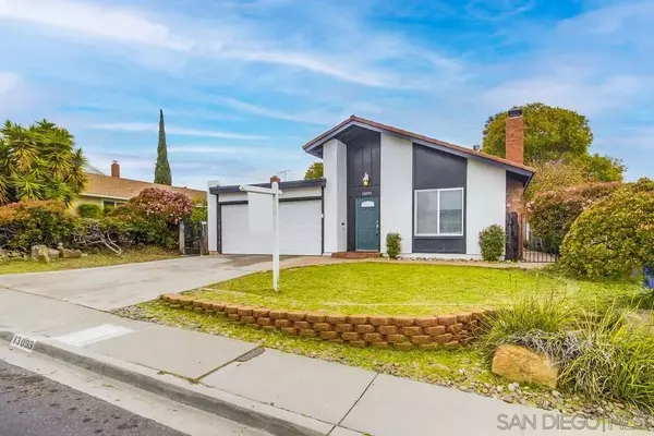 San Diego, CA 92129,13093 Avenida Grande