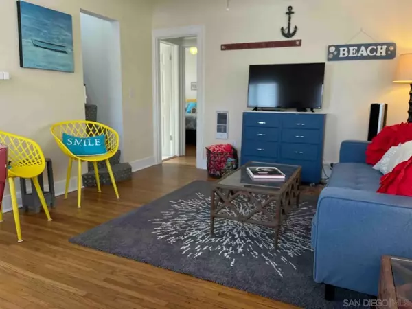 San Diego, CA 92109,719 Ensenada Court
