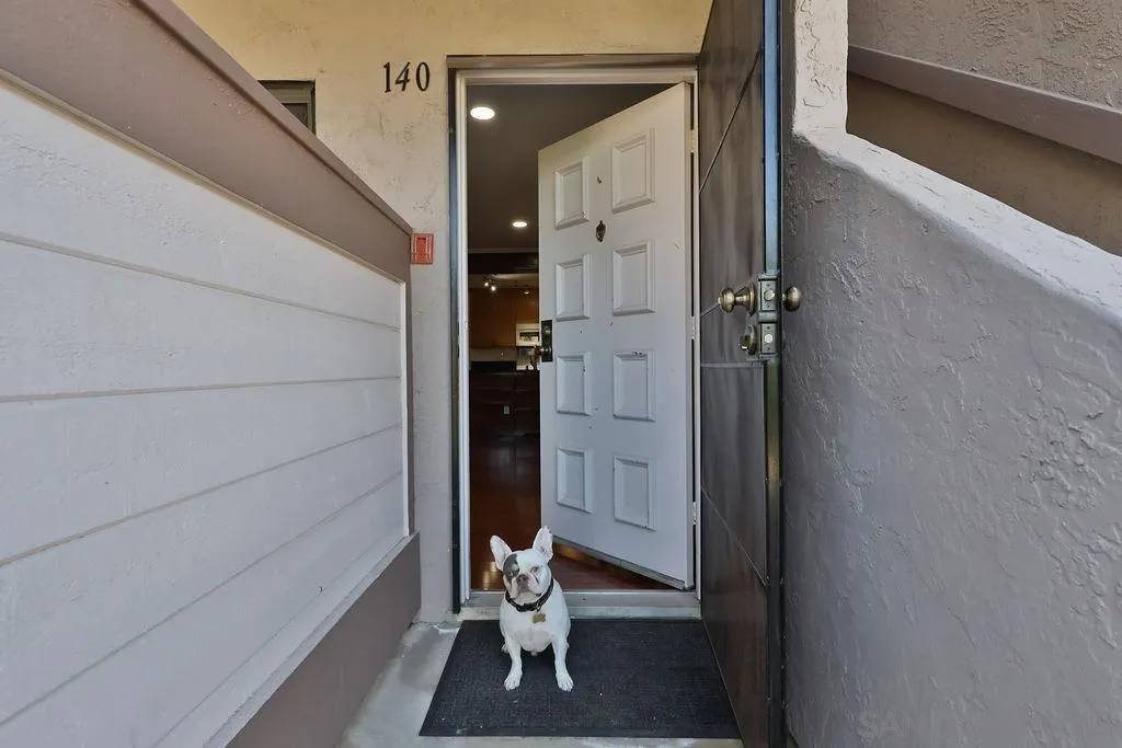 9209 Village Glen Dr #140, San Diego, CA 92123