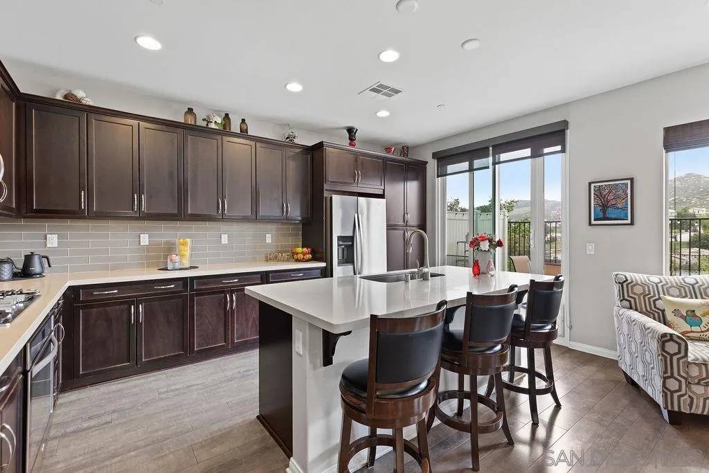 13214 N Peak Vista Dr, Lakeside, CA 92040