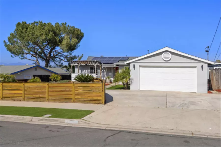 8535 Sandstone Drive, Santee, CA 92071