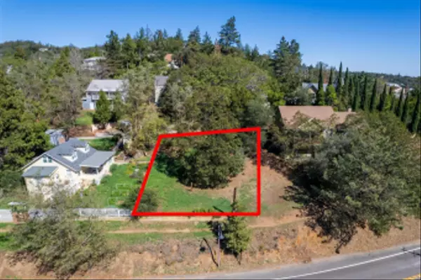 Julian, CA 92036,0 Main St #11-12