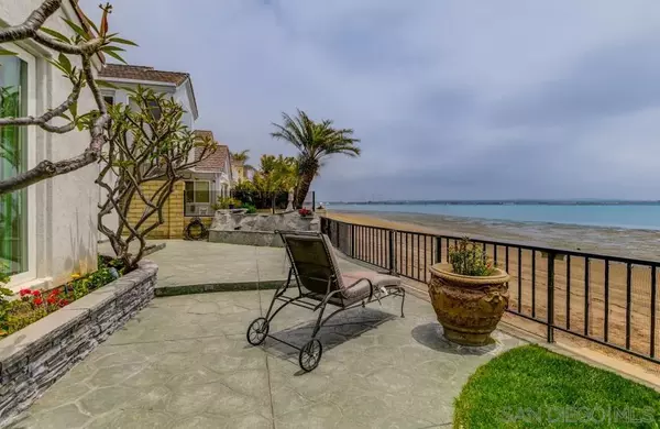 Coronado, CA 92118,51 Spinnaker Way